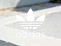 知名运动品牌 Adidas 标志